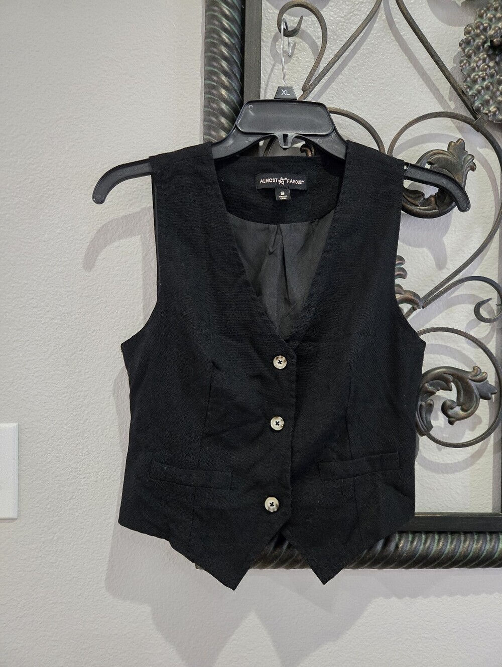 Almost Famous Black Sleeveless Button Vest